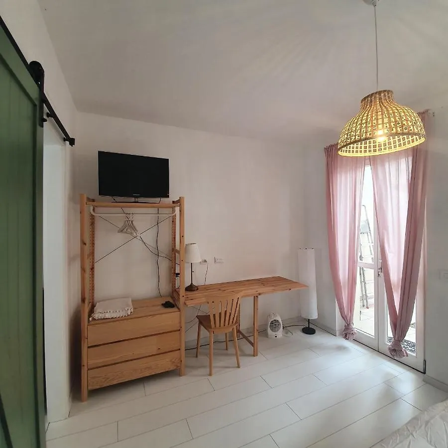 Malpensa - Independent Double Room & Bathroom Castano Primo Italia